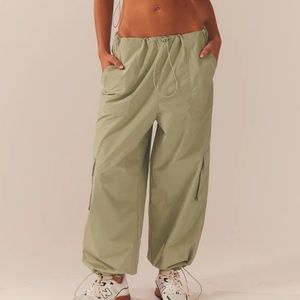 NEW Peppermayo Exclusive - Hacker Parachute Pants - Fern Size:6